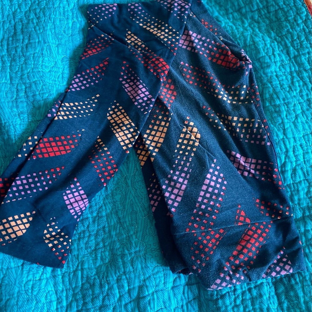 LulaRoe Buttery Soft Leggings